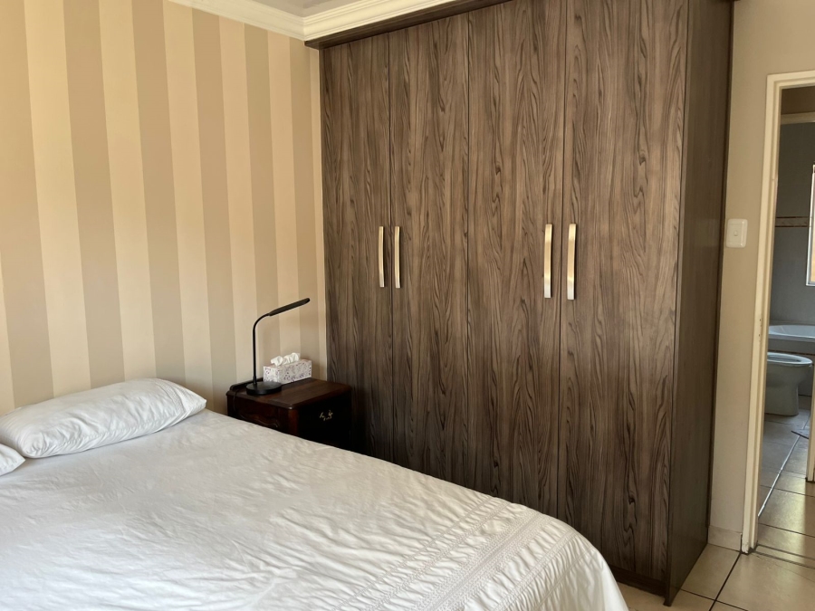 To Let 3 Bedroom Property for Rent in Langenhovenpark Free State